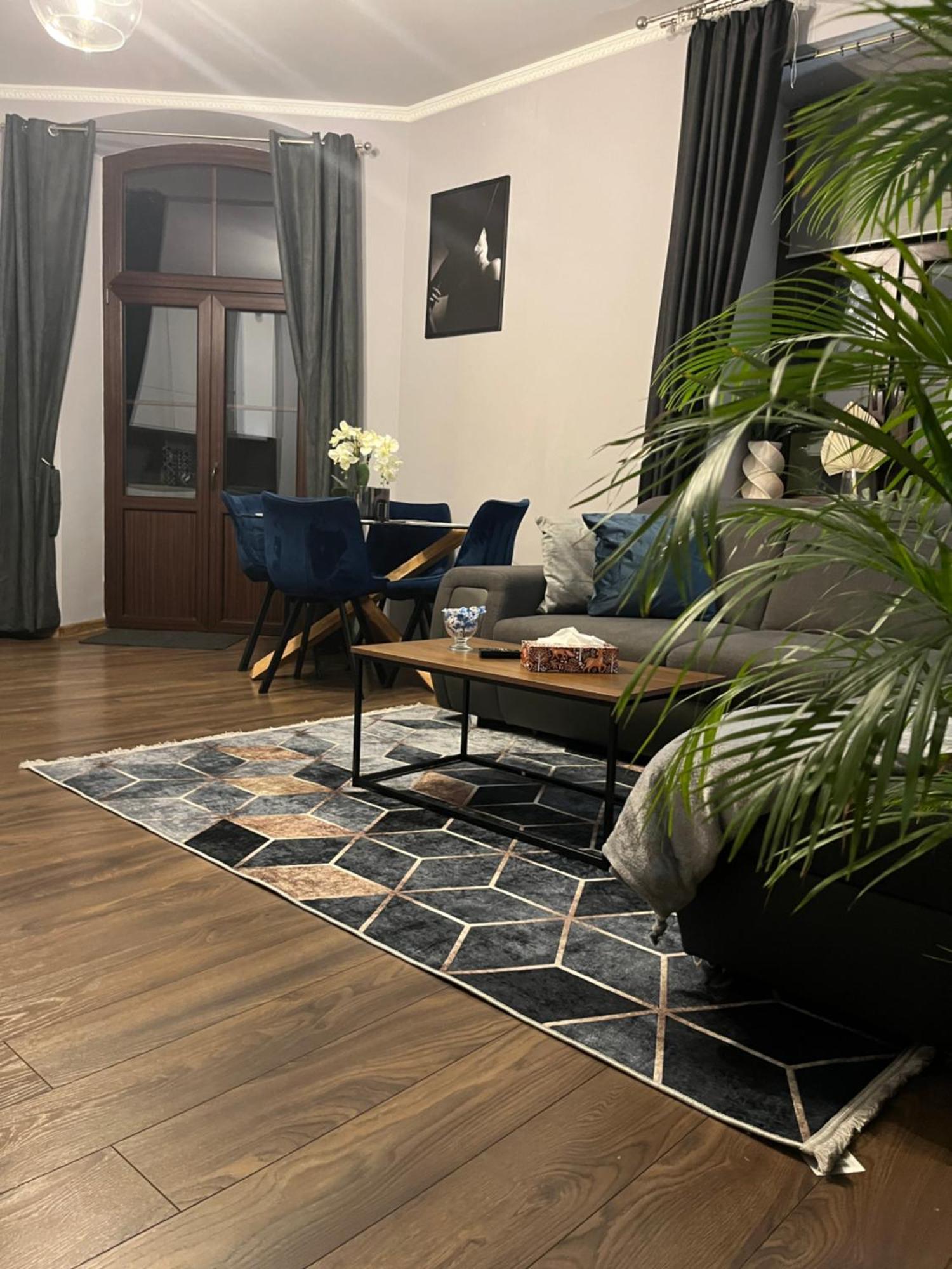 Apartamenty Luczkowskiego Z Widokiem Na Studnie 4 Chełm Exterior foto